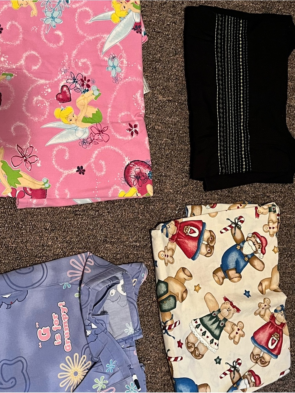 11 Scrub Tops Multicolor Floral Patterned Nurse Housekeeping Health Care Bundle - Picture 5 of 9